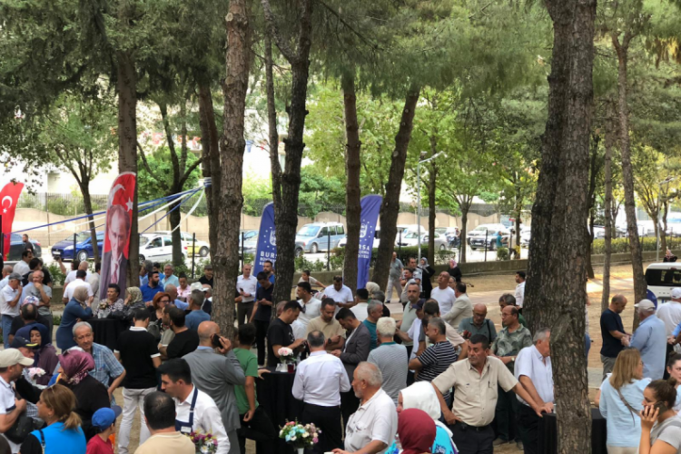 AĞAÇLAR ARASINDA CAFE AÇILDI Bursa Büyükşehir Belediyesi iştiraki BURFAŞ'ın işlettiği B Kafeler zincirinin 9'uncu