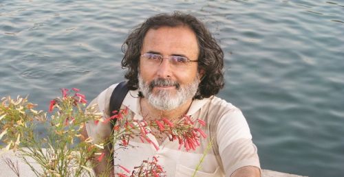 Ramis Dara’nın “İkilikler” Kitabı: Şiir, Matematik ve Beyitlerin Büyülü Dünyası