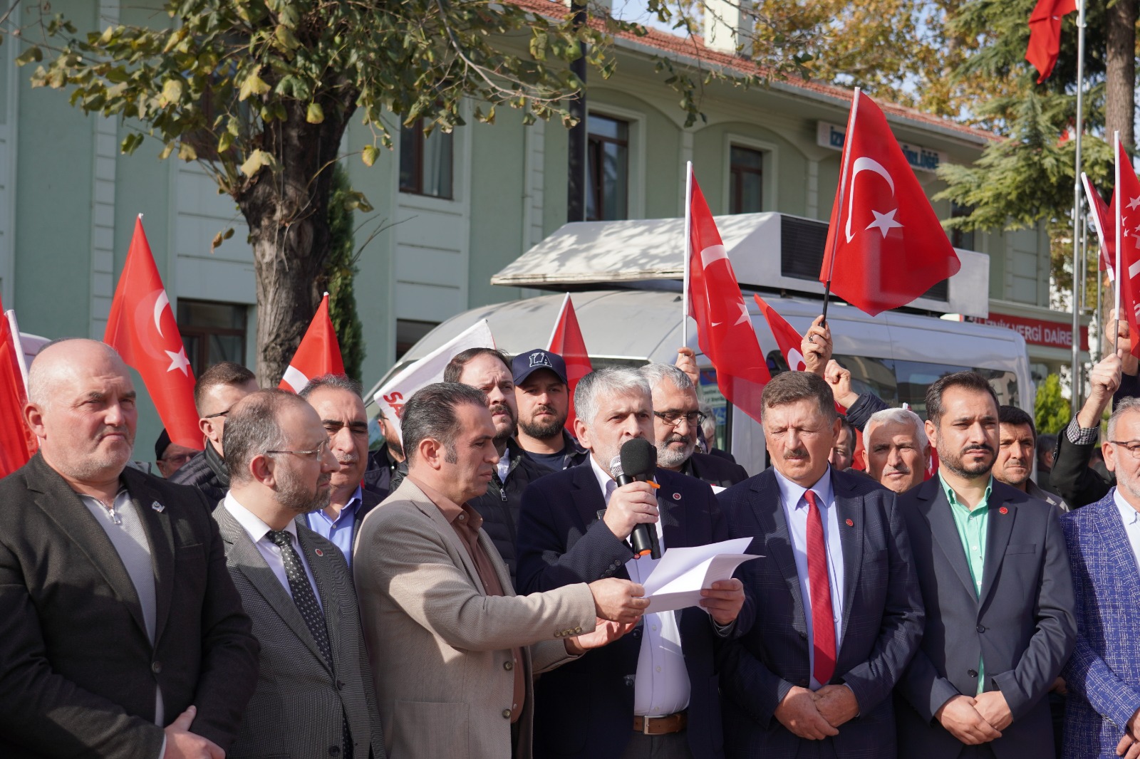 Saadet Partisi İznik İl Başkanı Hamza Gürsel’den Papa Ziyaretine Sert