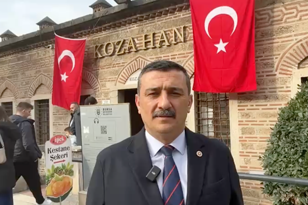 İYİ Parti Bursa Milletvekili Selçuk Türkoğlu, proje okullarında uygulamaya konulan
