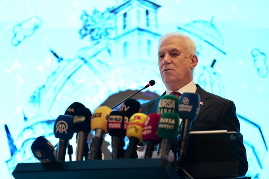 Marmara Belediyeler Birliği ve Bursa Büyükşehir Belediye Başkanı Mustafa Bozbey,