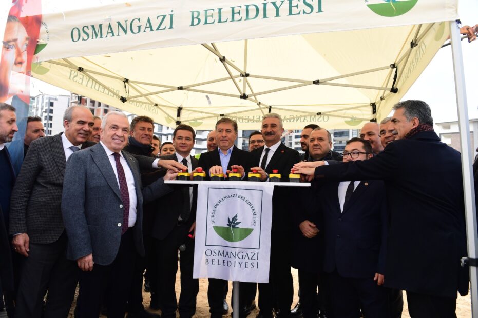Sosyal yaşamı destekleyen projelerine hız kesmeden devam eden Osmangazi Belediyesi,