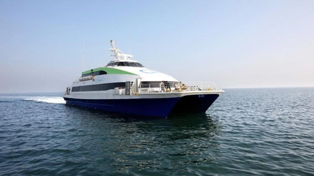 Marmara Denizi'nde etkili olan olumsuz hava şartları nedeniyle Bursa Deniz