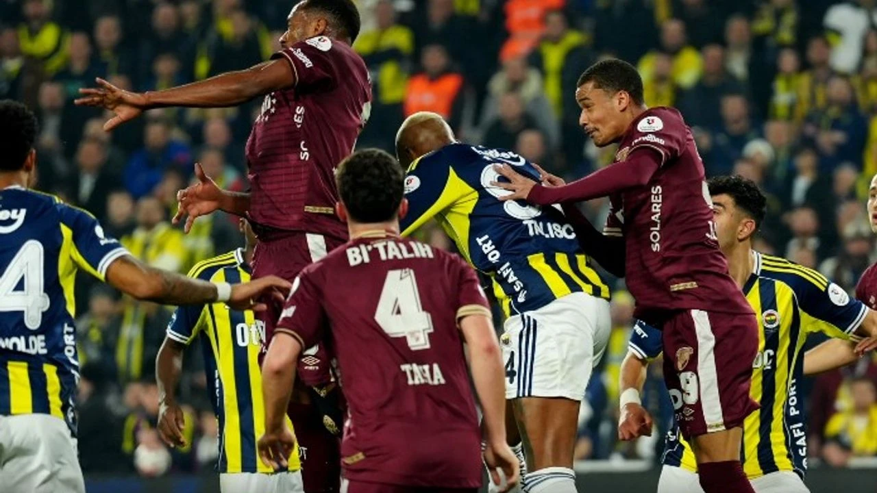 Fenerbahçe, Süper Lig’in 19’uncu haftasında sahasında ağırladığı Göztepe ile 1-1