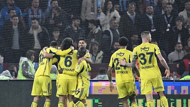Trendyol Süper Lig'in 22. haftasında Trabzonspor ile Fenerbahçe karşı karşıya