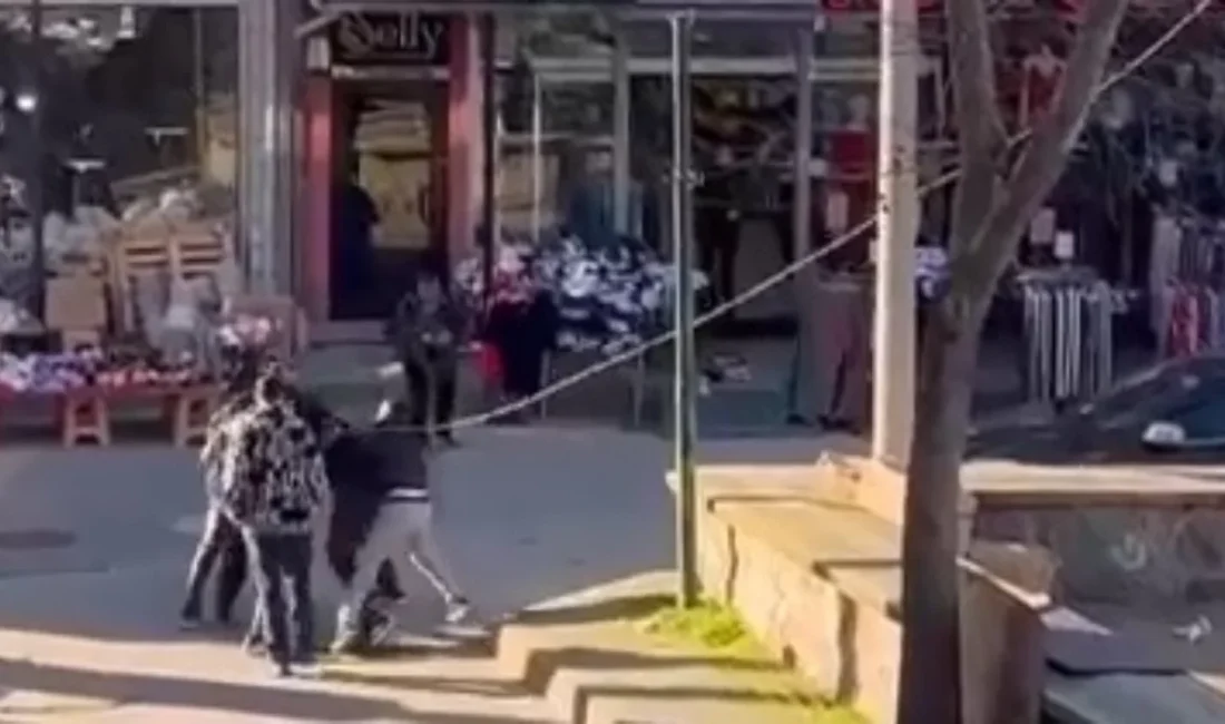 Bursa'nın Osmangazi ilçesinde iki grup arasında çıkan duba ve tabureli