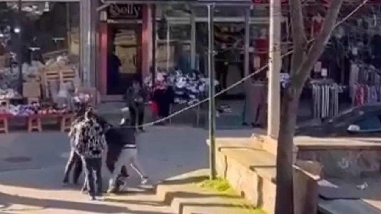 Bursa'nın Osmangazi ilçesinde iki grup arasında çıkan duba ve tabureli