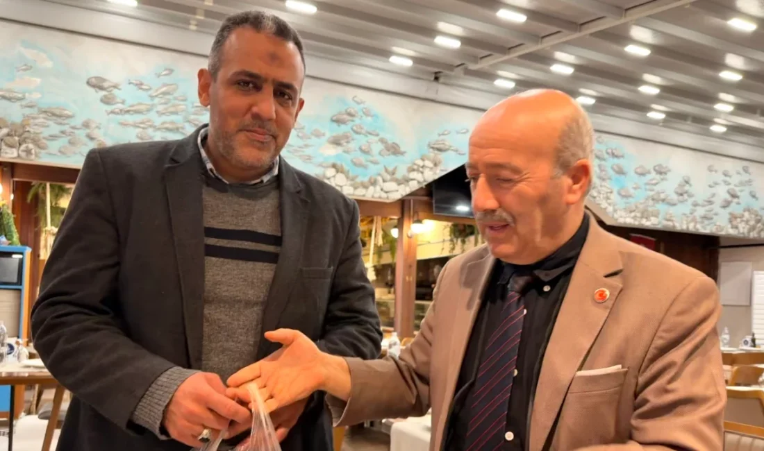 Bursa'nın Nilüfer ilçesinde balık restoranı bulunan Maşallah Kocaman, Ramazan ayında