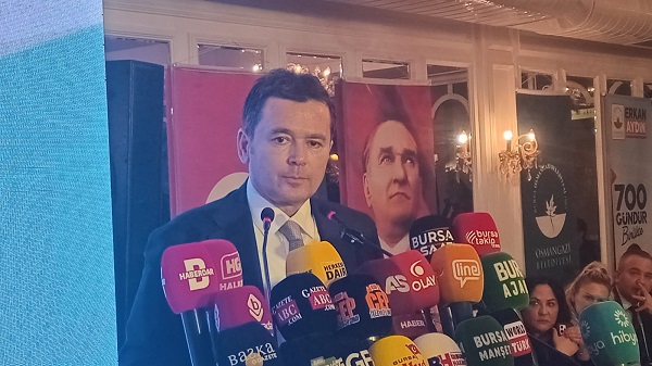 Osmangazi Belediye Başkanı Erkan Aydın, görevde geride bıraktığı 700 günde