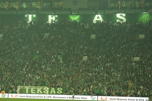 Bursaspor, yeni sezon öncesi kombine yenileme sürecinin başladığını duyurdu. Kulüp