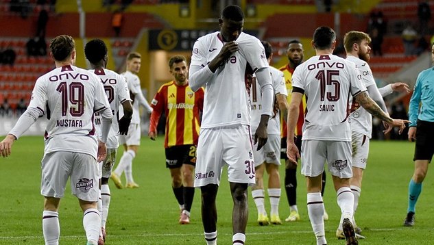 Trendyol Süper Lig'in 25. haftasının kapanış mücadelesinde Zecorner Kayserispor ile
