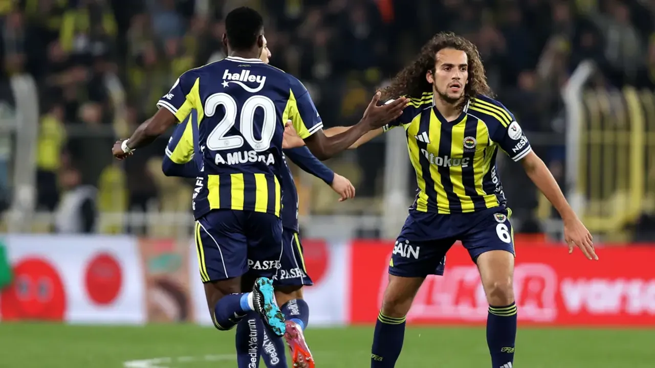 Fenerbahçe SK, Süper Lig’in 25. haftasında sahasında ağırladığı Samsunspor’u uzatma