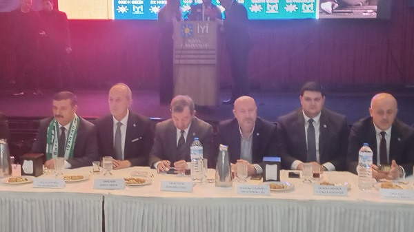 İYİ Parti Bursa İl Başkanlığı'nın düzenlediği bayramlaşma töreninde konuşan İl