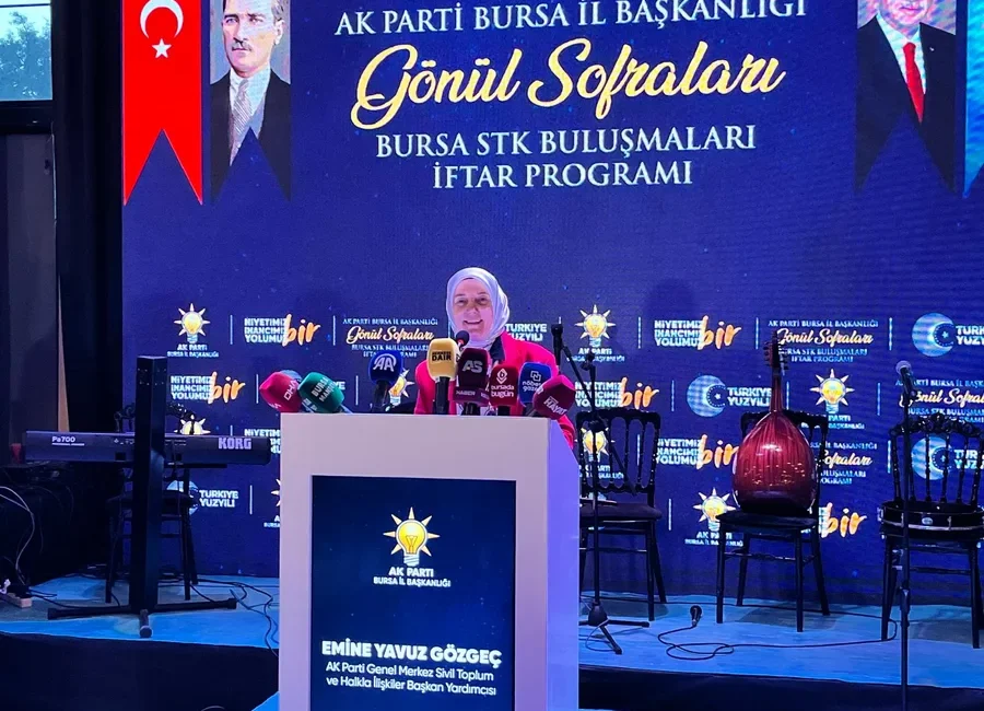 BURSA’LI AKLAR STKLARLA İFTAR’DA BULUŞTU AK Parti Bursa İl Başkanlığı tarafından düzenlenen "Bursa STK Buluşmaları