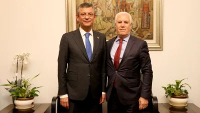 CHP Genel Başkanı Özgür Özel, Bursa’da tutuklu bulunan ve görevden