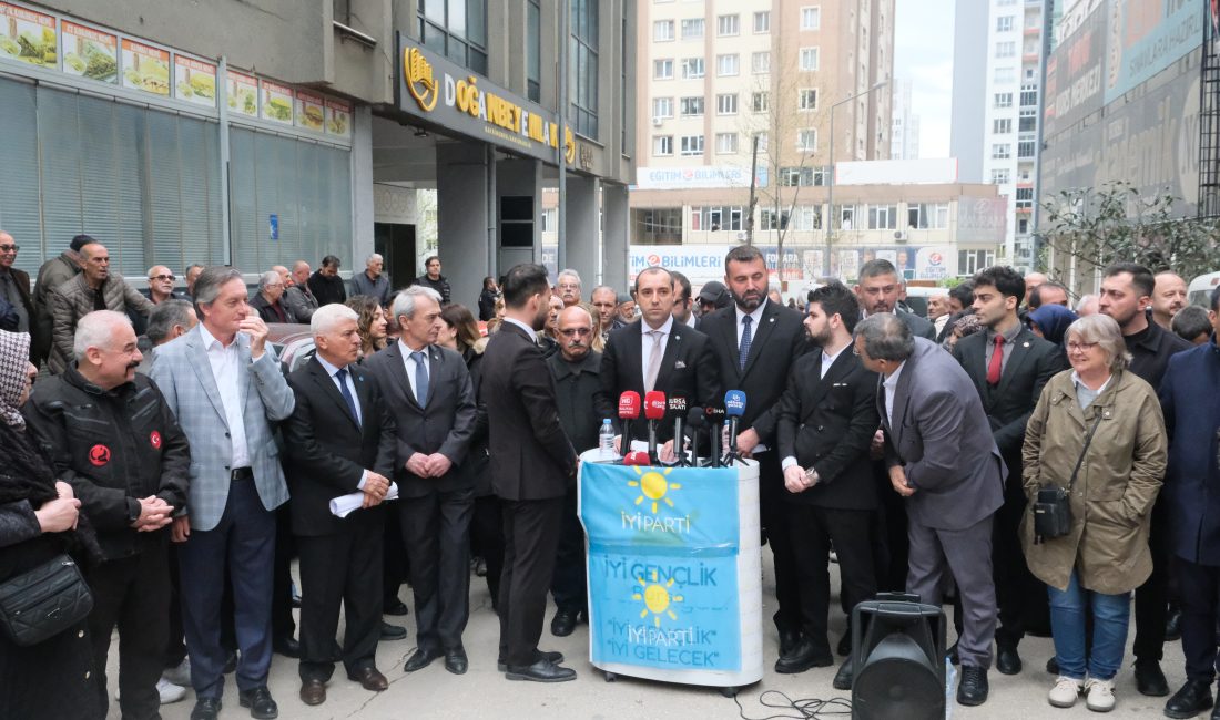 İYİ Parti Bursa teşkilatında görevden almalar sonrası kriz büyüdü. Osmangazi