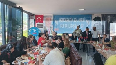 DSP Bursa İl Başkanı Mehmet Seskır, teşkilat üyeleriyle kahvaltı programında