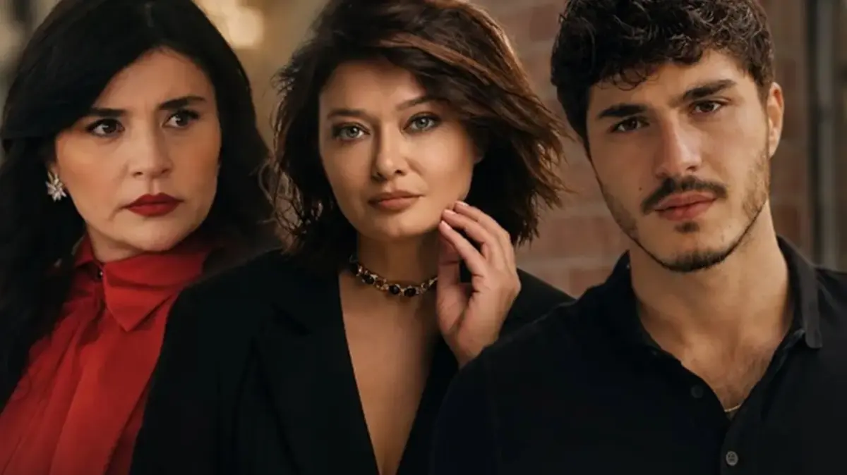 Nurgül Yeşilçay, Bülent İnal ve Gonca Vuslateri’yi başrollerde buluşturan Ay