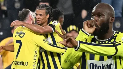 Süper Lig'in 8. haftasında Fenerbahçe sahasında karşı karşıya geldiği Alanyaspor'u